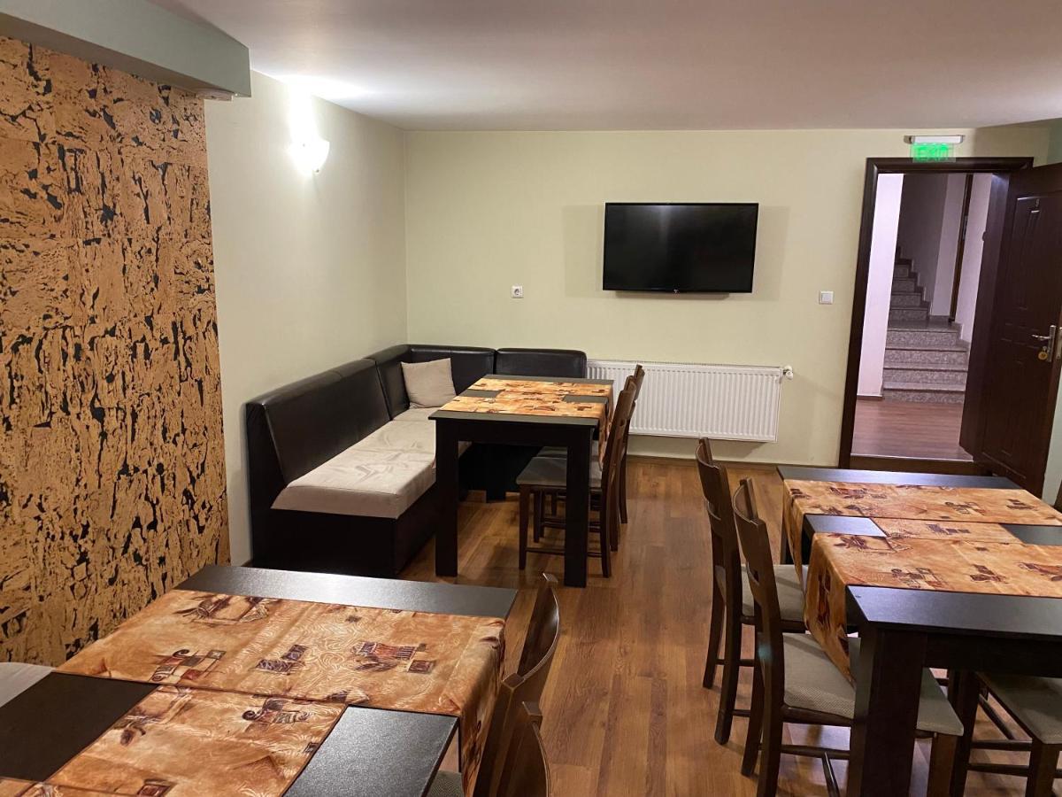 Kot Garden Guest House Saparewa Banja Zewnętrze zdjęcie