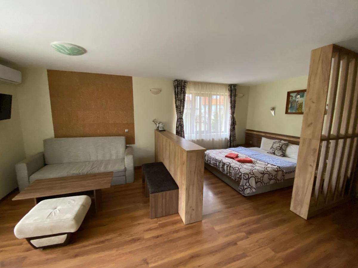 Kot Garden Guest House Saparewa Banja Zewnętrze zdjęcie