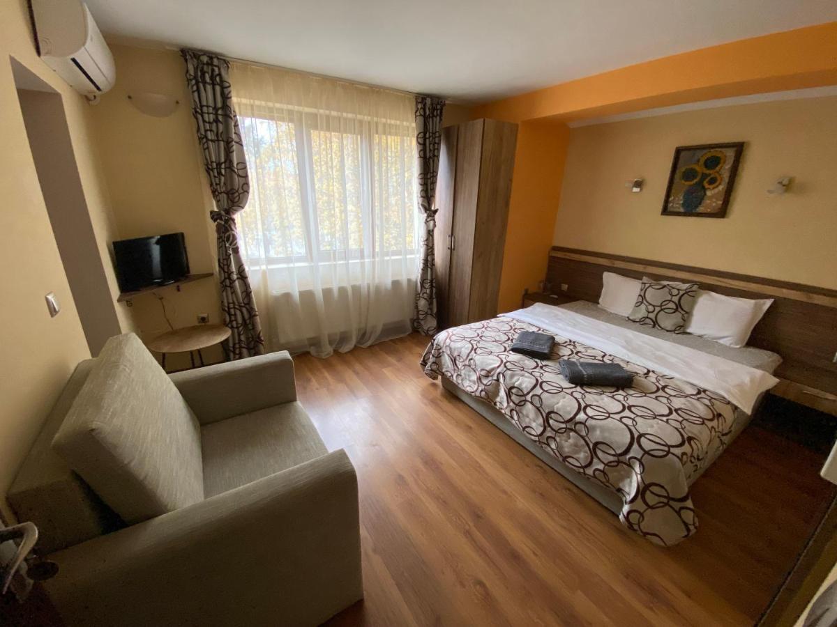 Kot Garden Guest House Saparewa Banja Zewnętrze zdjęcie