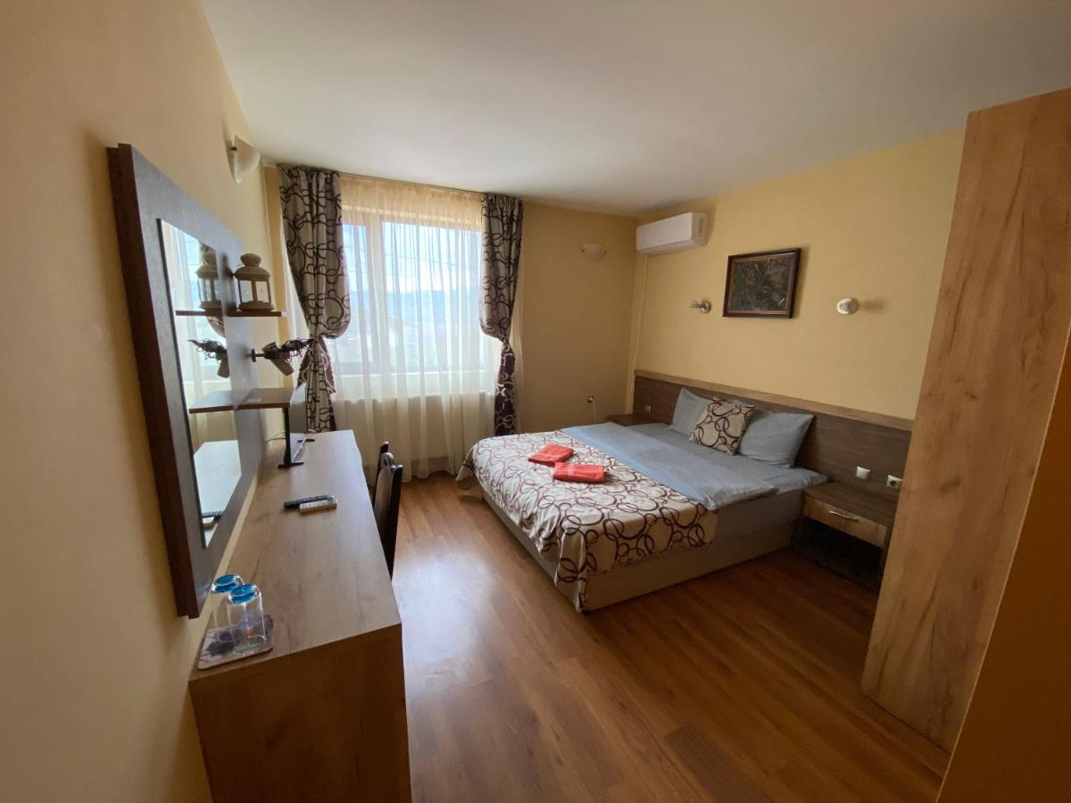 Kot Garden Guest House Saparewa Banja Zewnętrze zdjęcie