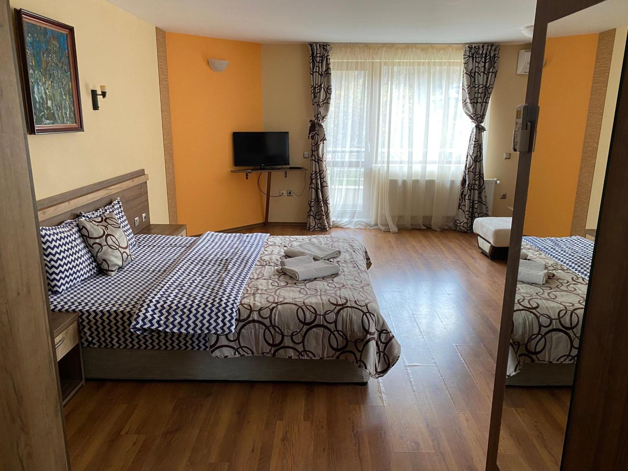 Kot Garden Guest House Saparewa Banja Zewnętrze zdjęcie