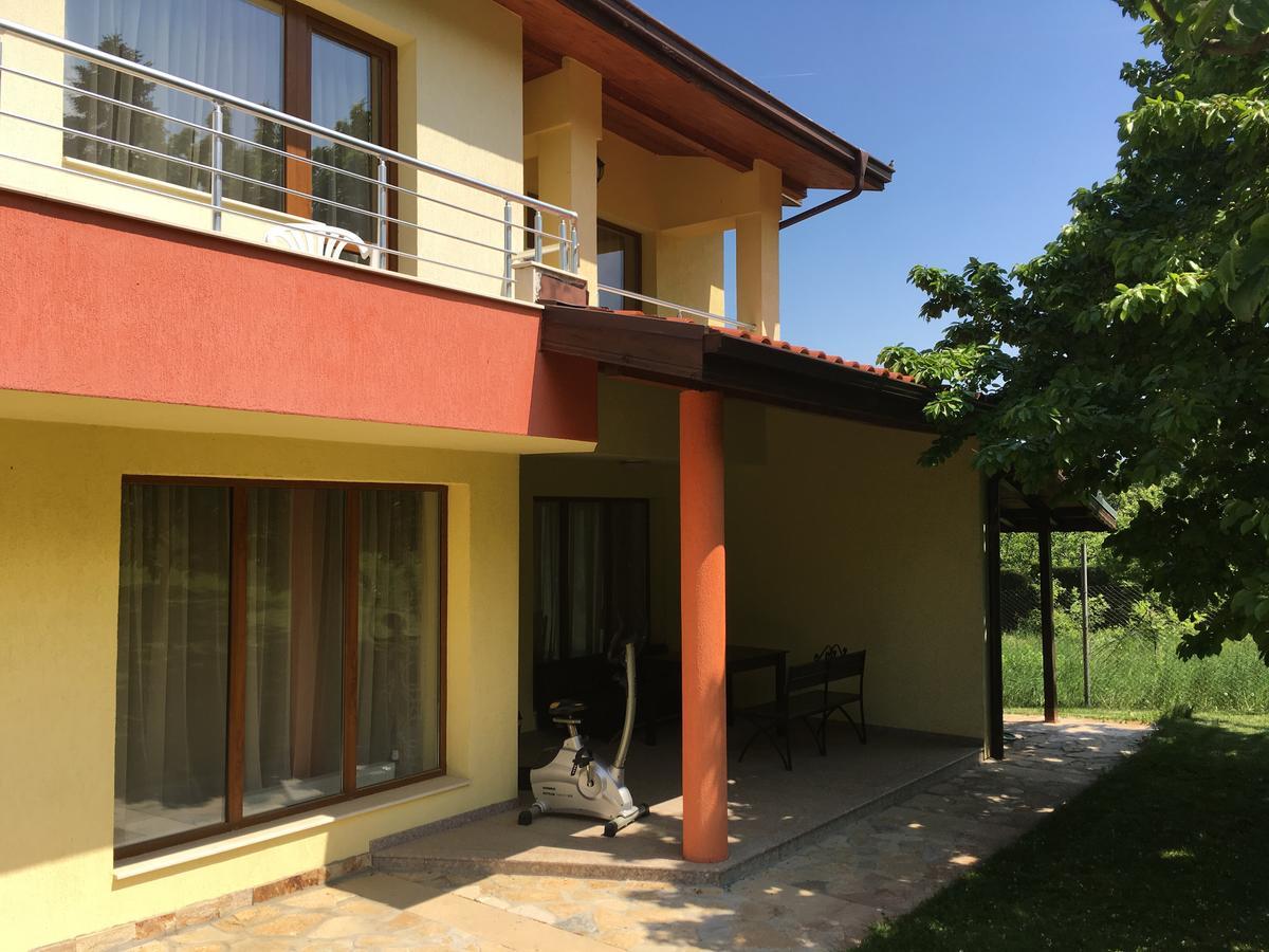 Kot Garden Guest House Saparewa Banja Zewnętrze zdjęcie